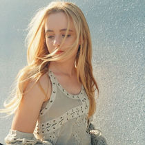 Cute teens Laura and