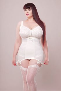 Tall big tits babe
